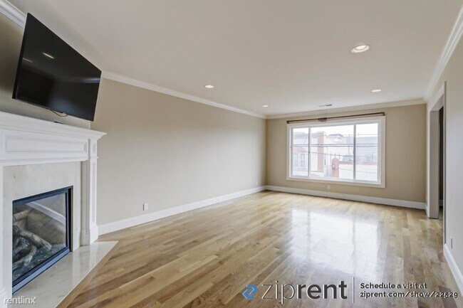 Building Photo - 2 br, 1 bath House - 693 42nd Ave, San Fra...