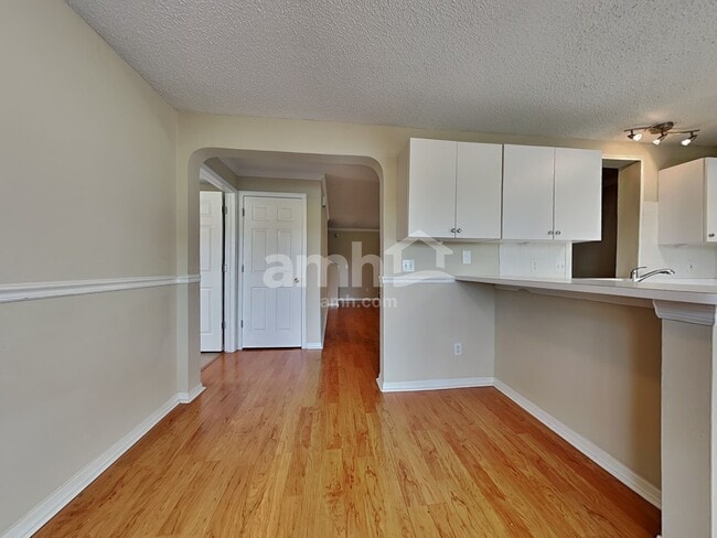Building Photo - 622 Cape Cod Cir
