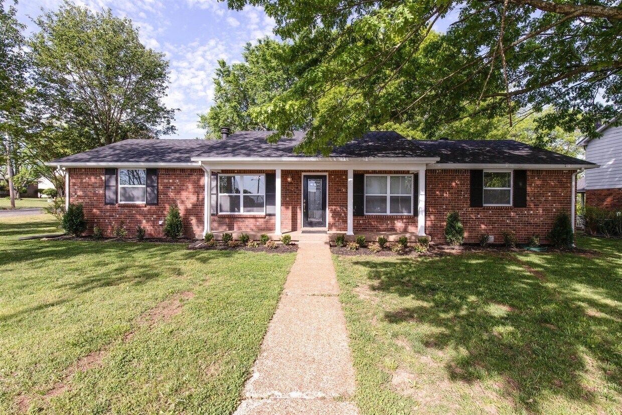 Foto principal - 3300 Shakertown Rd