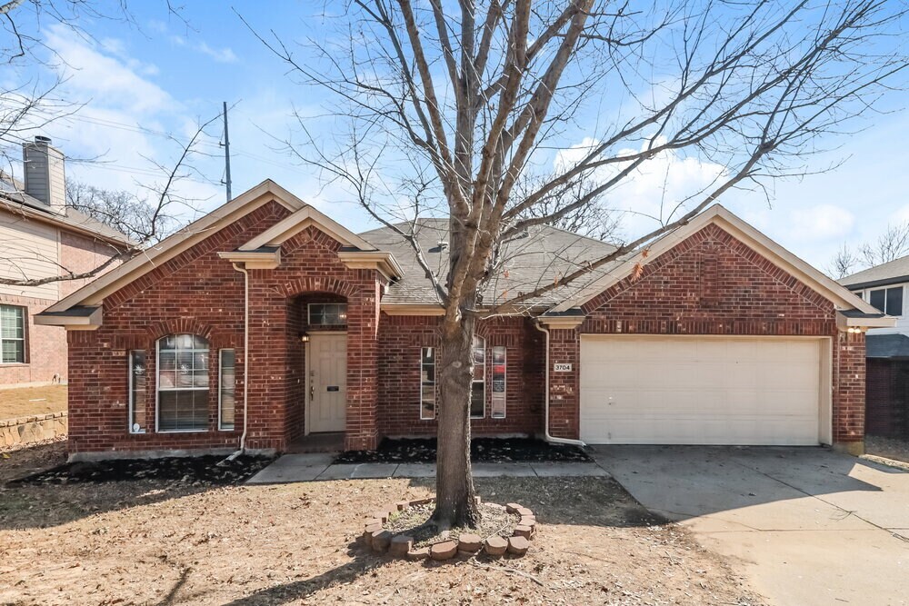 Foto principal - 3704 St Johns Dr