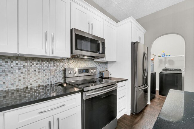 Building Photo - 11122 Robins Nest Ct