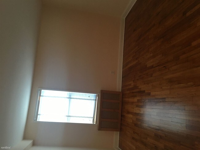 Foto del edificio - 6767 Burns St