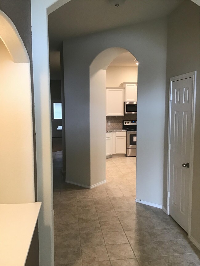 Foto del edificio - 1218 Iron Glen Dr