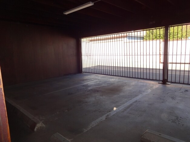 Foto del edificio - 6457 E Olympic Blvd