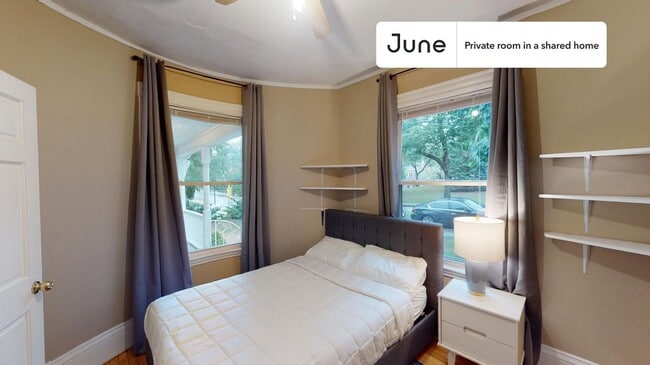 Private bedroom in 6 bed/2 bath Home - Private bedroom in 6 bed/2 bath Home