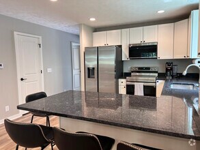 Building Photo - 4809 Apple Hill Ln