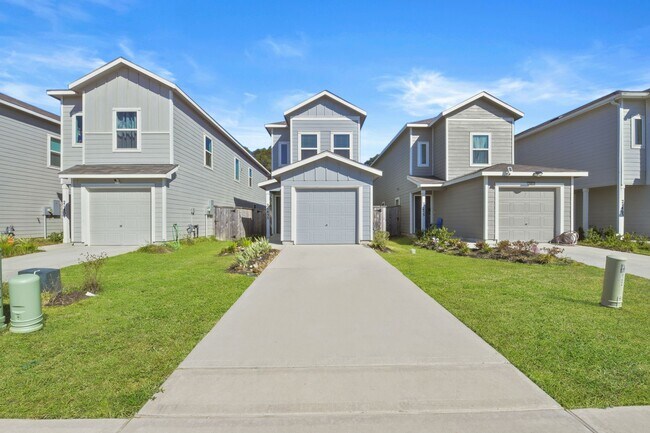 Foto del edificio - 21455 Carosella Dr