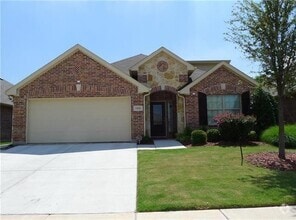 Building Photo - 13020 Sierra View Dr