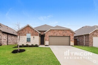 Building Photo - 8020 Brookhaven Dr