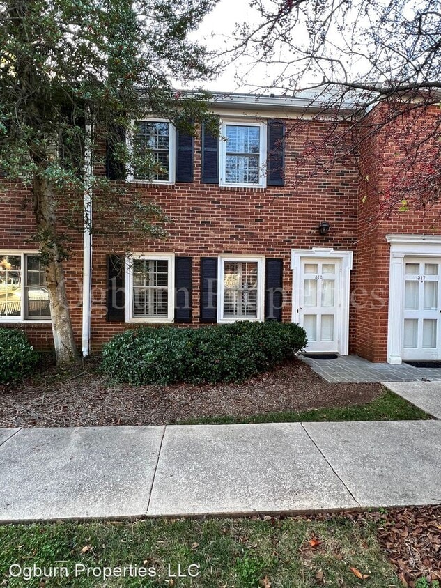 Primary Photo - 2 br, 2.5 bath House - 318 Hanover Arms Court