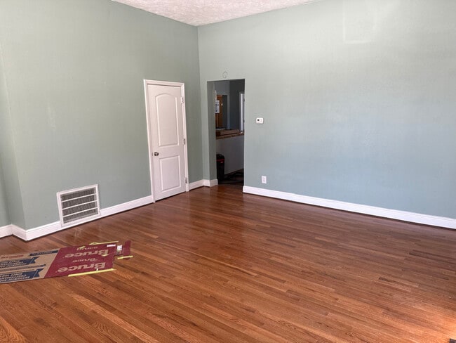 Foto del edificio - 900 Cherry St