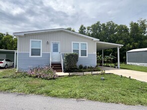 Building Photo - 171 Eland Dr