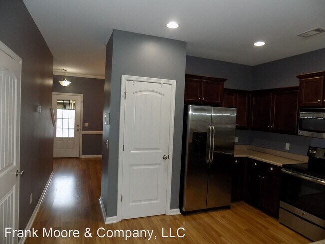 Building Photo - 3 br, 2.5 bath House - 140 Reese Way
