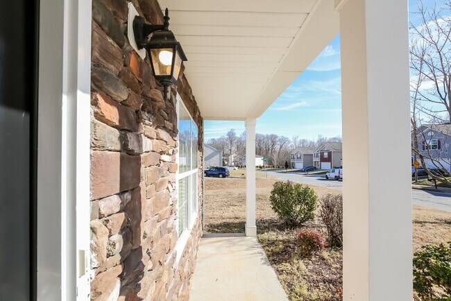 Foto del edificio - 3629 Sweet Birch Dr