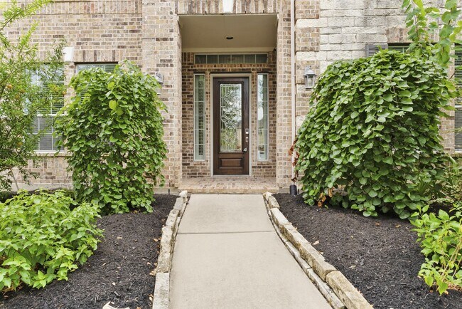 Foto del edificio - Spacious 6-Bedroom Rental with Game Room, ...