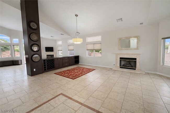 Foto del edificio - 3741 Climbing Rose St