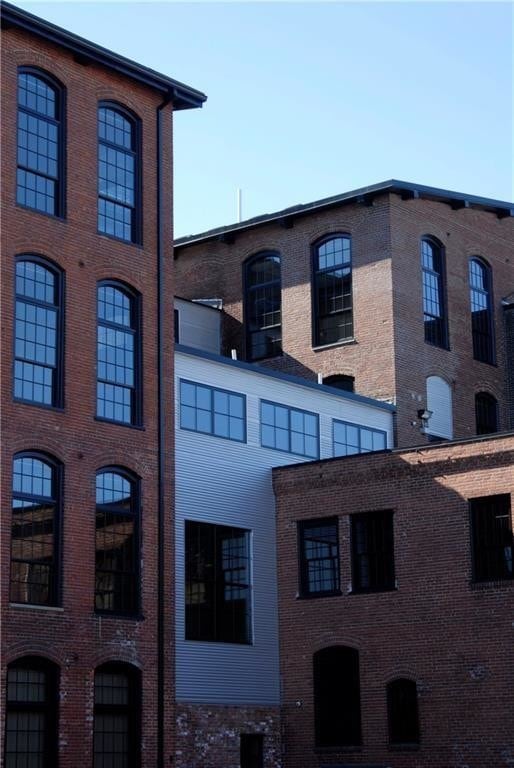 411 Valley St Unit 18, Providence, RI 02908 Room for Rent in