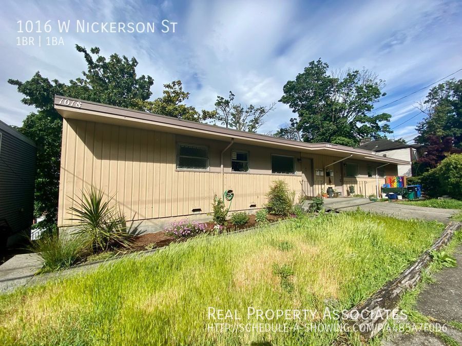 Primary Photo - Bright Top Floor 1-Bedroom in North Queen ...