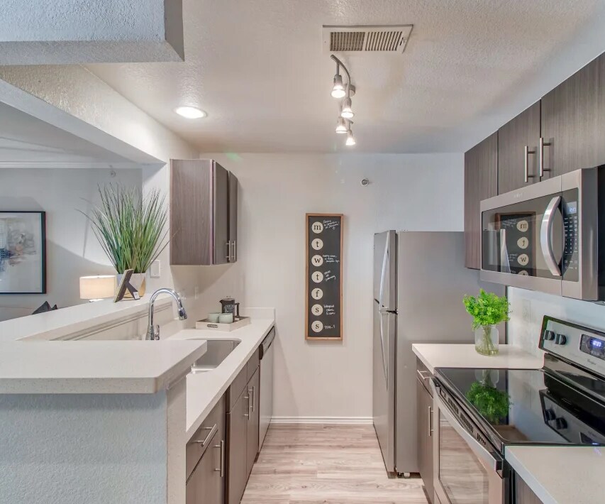 Primary Photo - Apartment for Rent