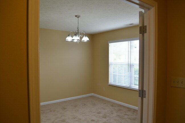 Foto del edificio - 5708 Outer Bank Rd