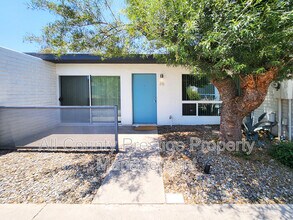 Building Photo - 1420 E Bethany Home Rd