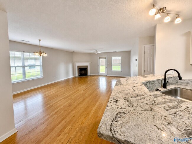 Foto del edificio - 115 Bremerton Dr SW