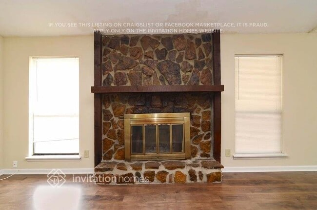Building Photo - 1532 Kings Ridge Dr NW