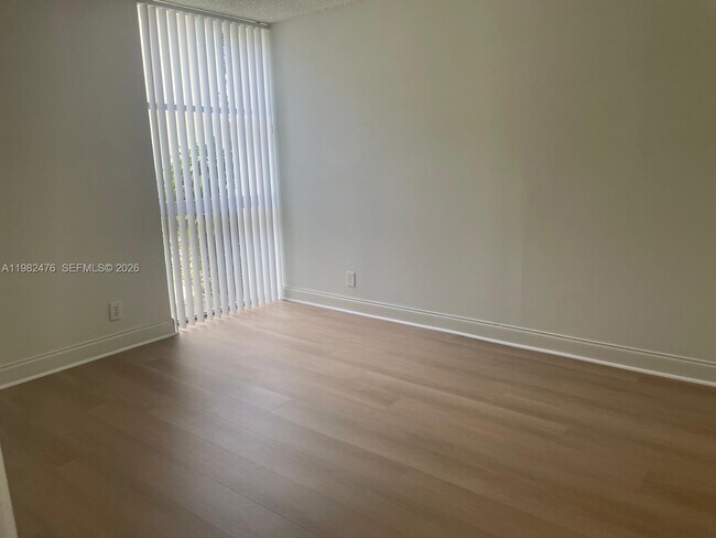 Foto del edificio - 2029 NW 46th Ave