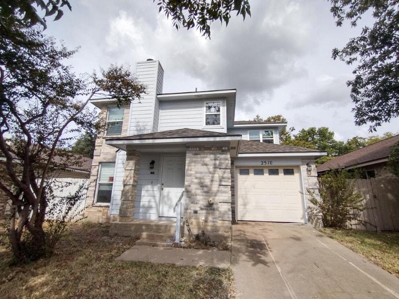 Primary Photo - 2510 Skyline Dr