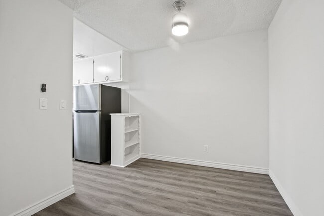 Foto del edificio - 402 Montana Ave