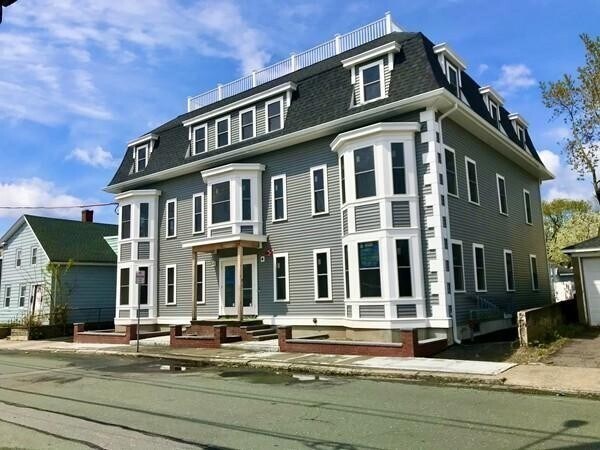 Building Photo - 80 Wallis St
