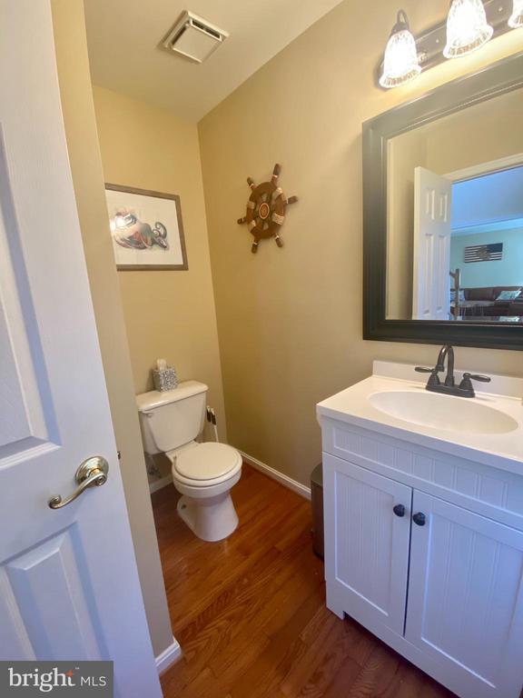 Foto del edificio - 64 Tavern Rd