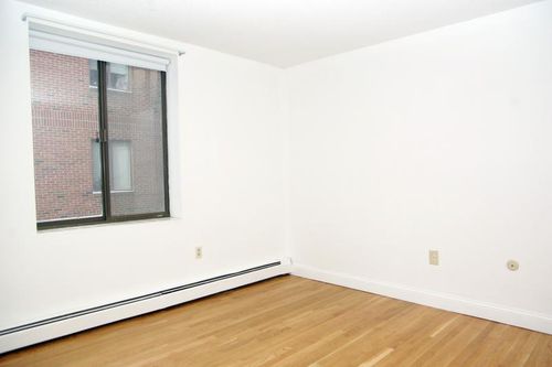 Building Photo - 108 Tremont St