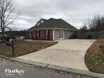 Primary Photo - 609 Camden Cove Ln