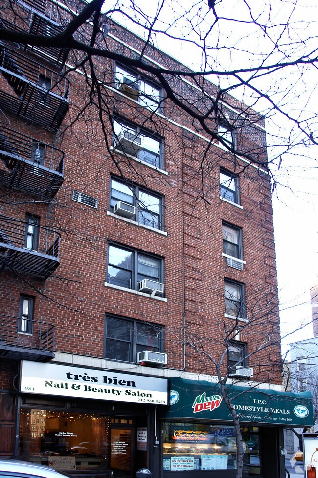 Building Photo - 975-983 First Ave