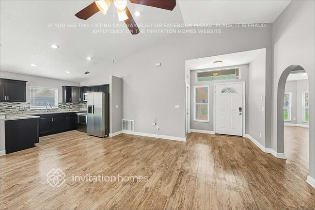 Building Photo - 11425 Kenley Cir