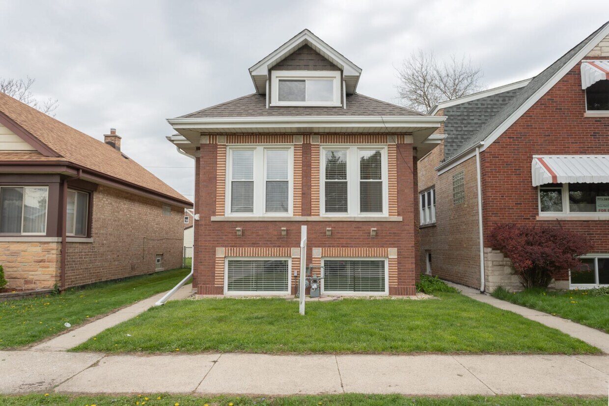 Foto principal - 3820 Wesley Ave