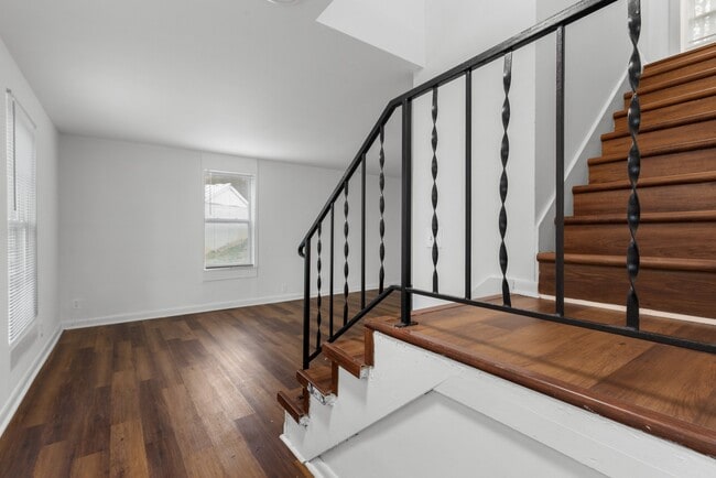 Building Photo - 612 Andrea Ct