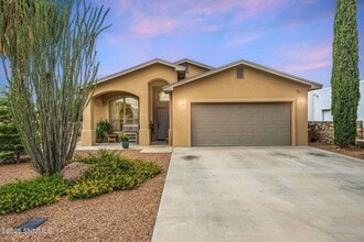 Building Photo - 4165 Mojave Dr