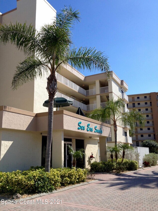 555 Harrison Ave Unit 402, Cape Canaveral, FL 32920 Condo for Rent in