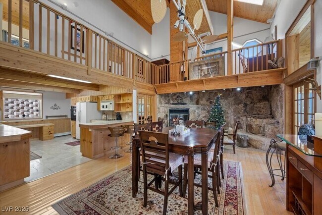 Foto del edificio - 310 Kris Kringle Rd