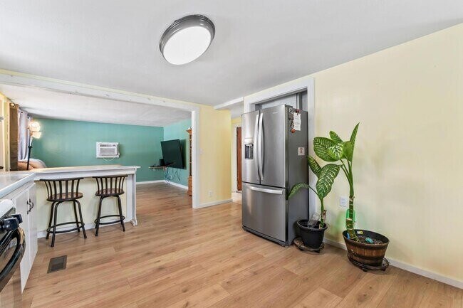 Foto del edificio - 410 Boothby Rd