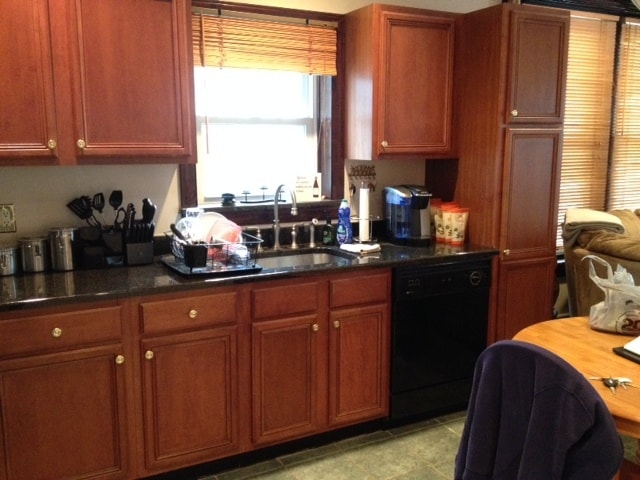 Building Photo - 923 Fayette St