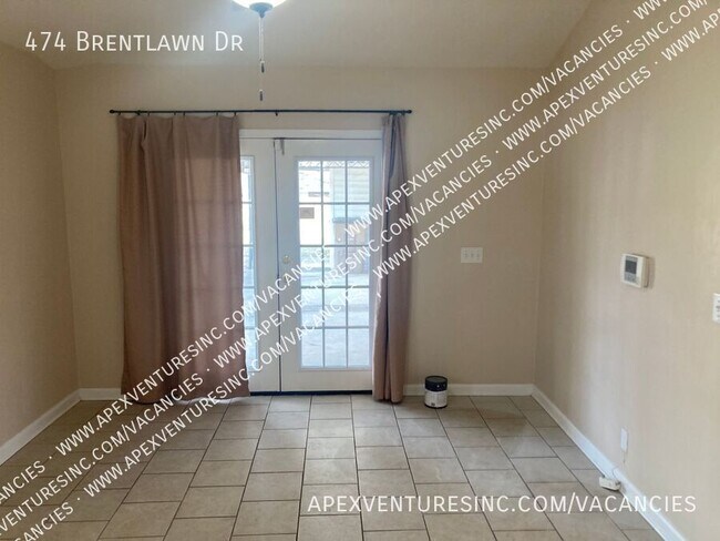 Foto del edificio - 474 Brentlawn Dr