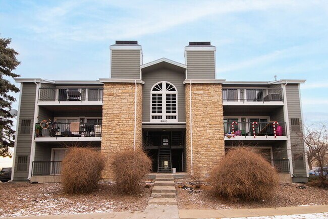 Foto del edificio - 8803 Colorado Blvd