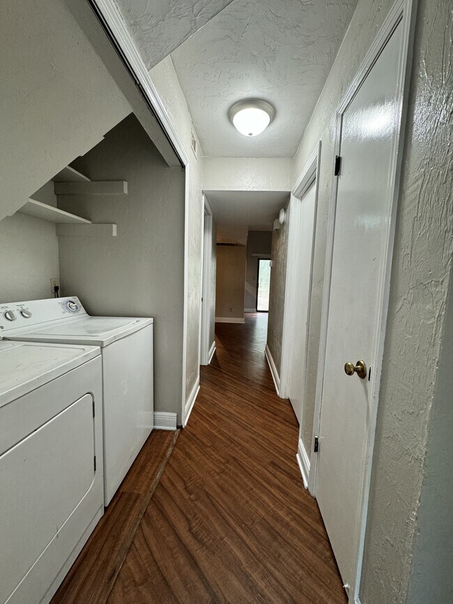 Foto del edificio - 1219 Stone Greene St