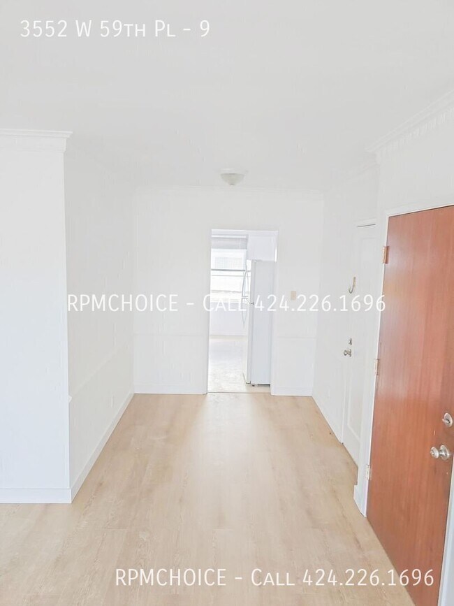Foto del edificio - 3552 W 59th Pl