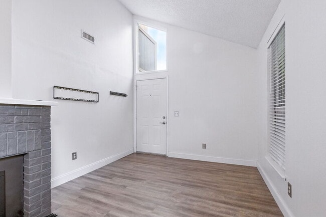 Building Photo - 4911 Garrison St