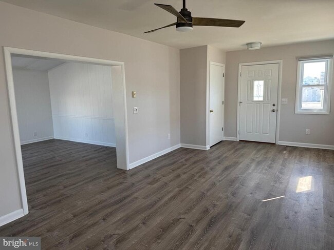 Building Photo - 36991 Laws Point Rd