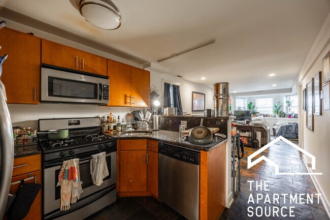 Foto del edificio - 3023 N Oakley Ave